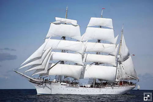 Statsraad Lehmkuhl